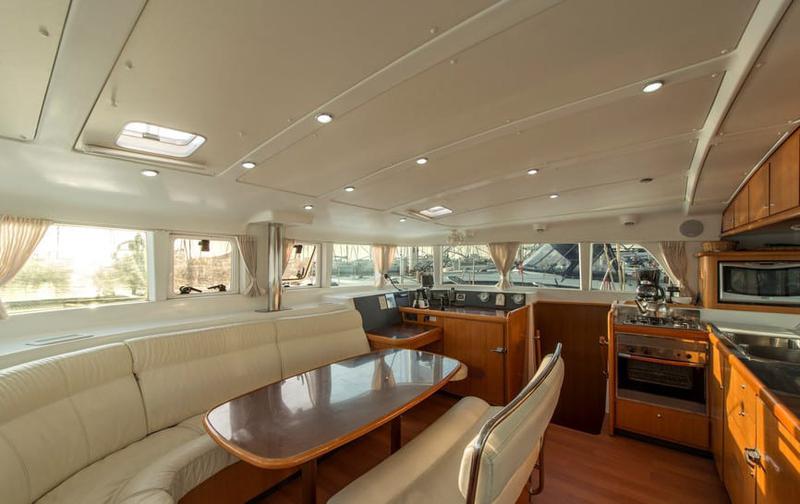 Book yachts online - catamaran - Lagoon 440 - LAGOON 440 (2007) - ATH - rent