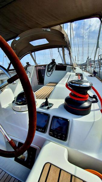Book yachts online - sailboat - Sun Odyssey 419 - ELISABETH A  - rent