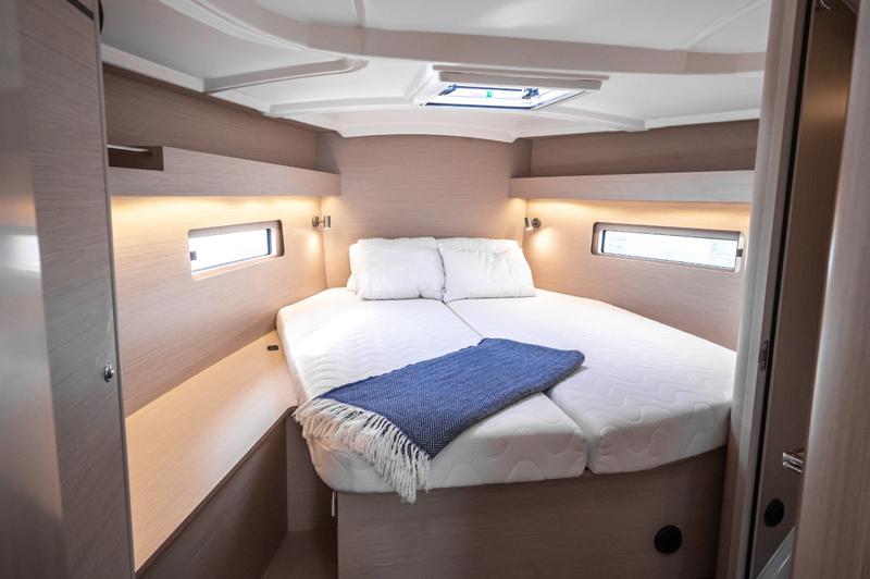 Book yachts online - sailboat - Oceanis 40.1 - KEIKI - rent