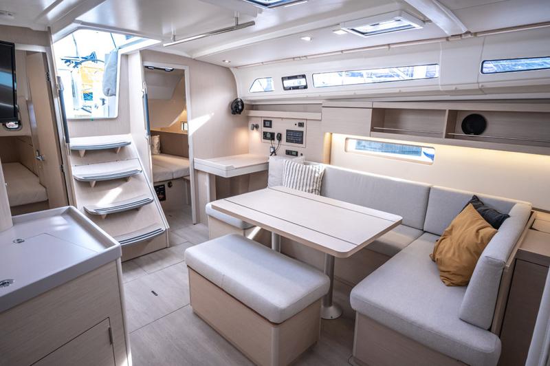 Book yachts online - sailboat - Oceanis 40.1 - KEIKI - rent