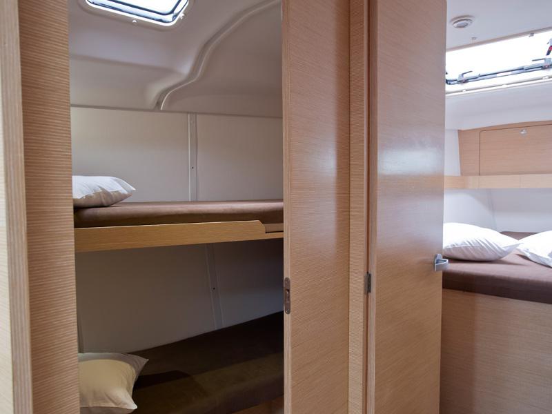 Book yachts online - sailboat - Elan 444 Impression - Andrija - rent