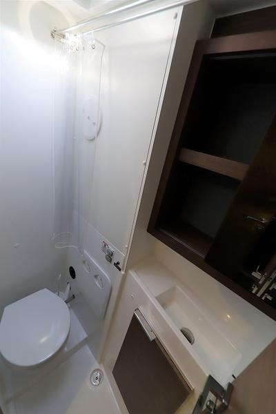 Book yachts online - catamaran - Lagoon 40 - Infinity - rent