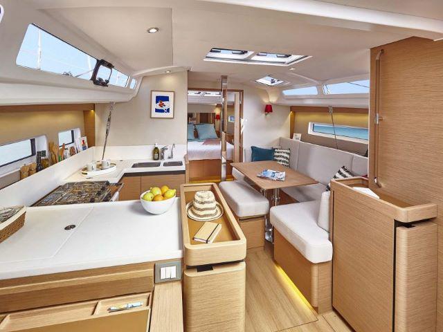 Book yachts online - sailboat - Sun Odyssey 440 - Summer Salt - rent