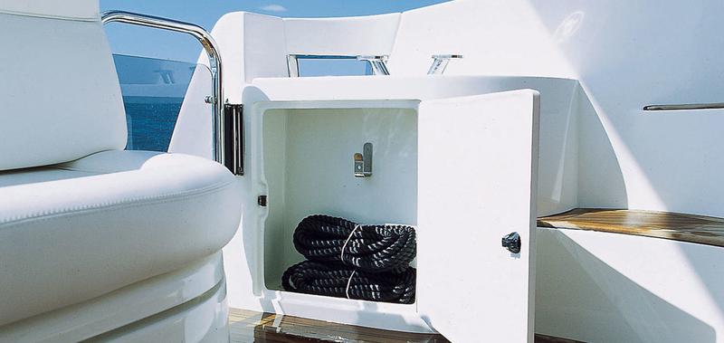 Book yachts online - motorboat - Azimut 46 - Mira M - rent