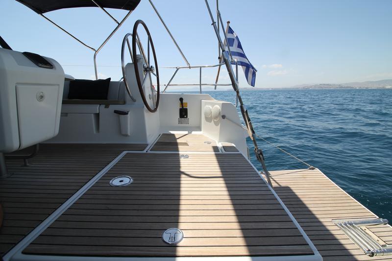 Book yachts online - sailboat - Sun Odyssey 509 - King of hearts - (A/C - Generator - Refit 2021) - rent