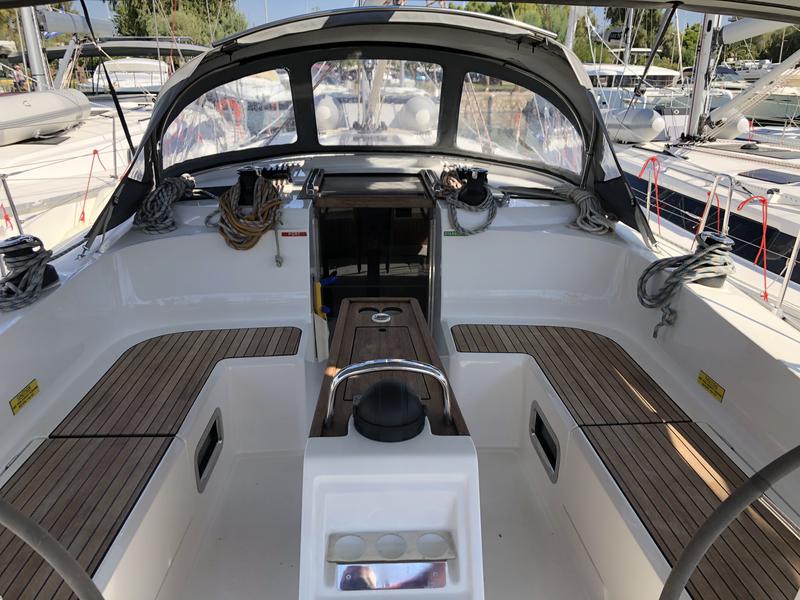 Book yachts online - sailboat - Bavaria Cruiser 46 - S/Y Kynthia - rent