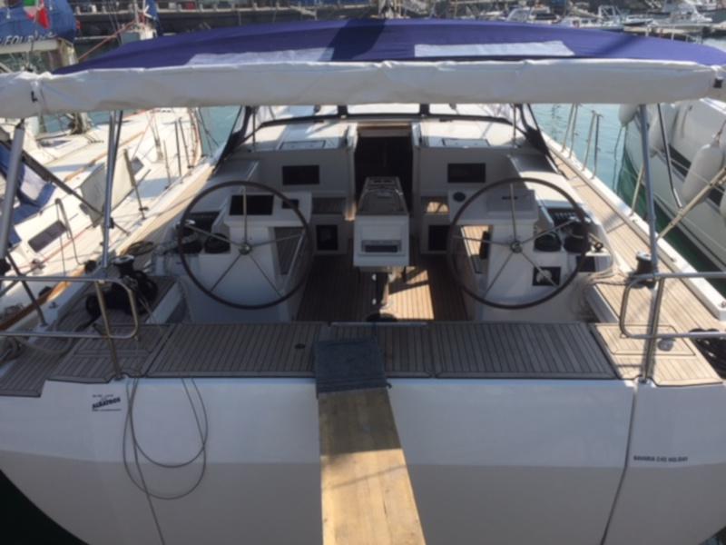 Book yachts online - sailboat - Bavaria C45 - Alnair - rent