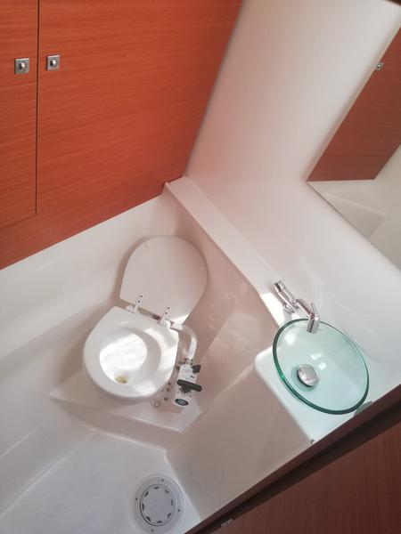Book yachts online - sailboat - Dufour 460 Grand Large - Cetina - rent