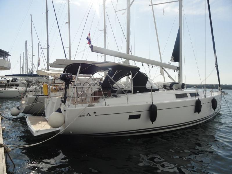 Book yachts online - sailboat - Hanse 455 - Istria - rent