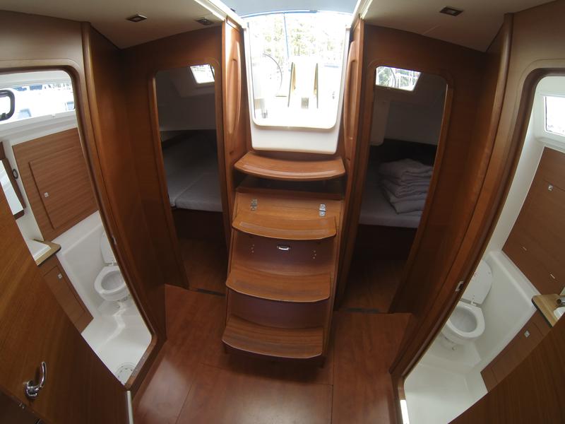 Book yachts online - sailboat - Dufour 460 Grand Large - Olipa - rent
