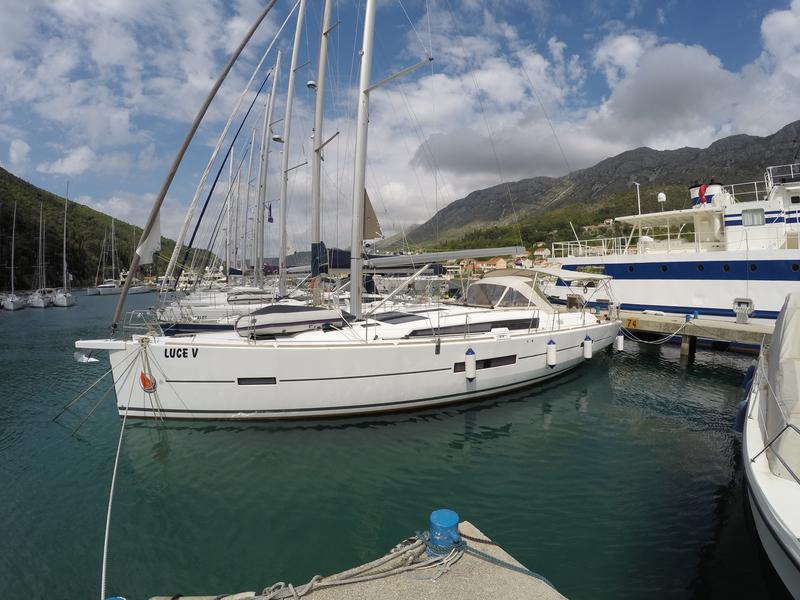 Book yachts online - sailboat - Dufour 512 Grand Large - Luce - rent