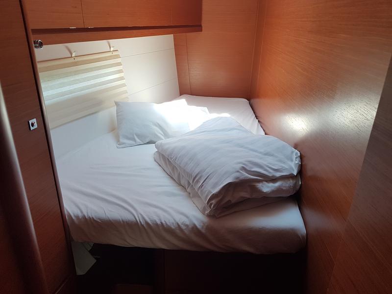 Book yachts online - sailboat - Dufour 512 Grand Large - HERA X - rent