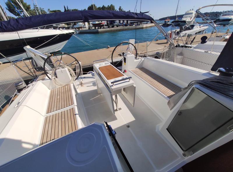 Book yachts online - sailboat - Oceanis 38.1 - Citrea - rent