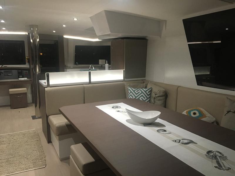 Book yachts online - catamaran - Bali 4.4 - Nausicaa - rent