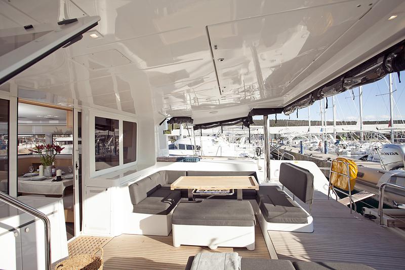 Book yachts online - catamaran - Lagoon 52 FLY - GREAT SALSA  - rent