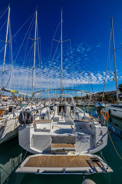 Book yachts online - sailboat - Oceanis 38.1 - Pleasure - rent
