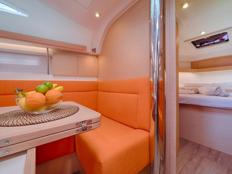 Book yachts online - sailboat - Elan 40 Impression - HAPPY  - rent
