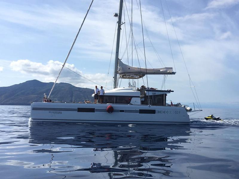 Book yachts online - catamaran - Lagoon 52F - SUMMERTIME - with flyboard and jet ski - rent