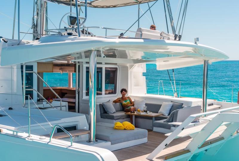 Book yachts online - catamaran - Lagoon 52F - SUMMERTIME - with flyboard and jet ski - rent