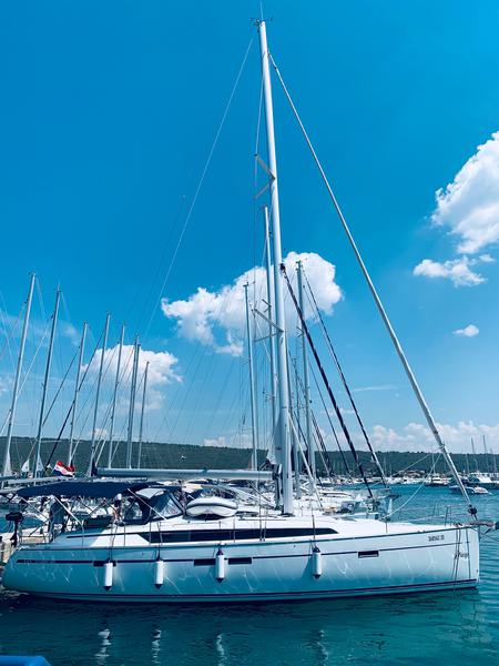 Book yachts online - sailboat - Bavaria Cruiser 46 - Paola - rent