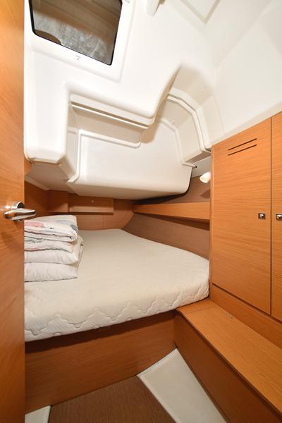 Book yachts online - sailboat - Dufour 382 - Sunset - rent