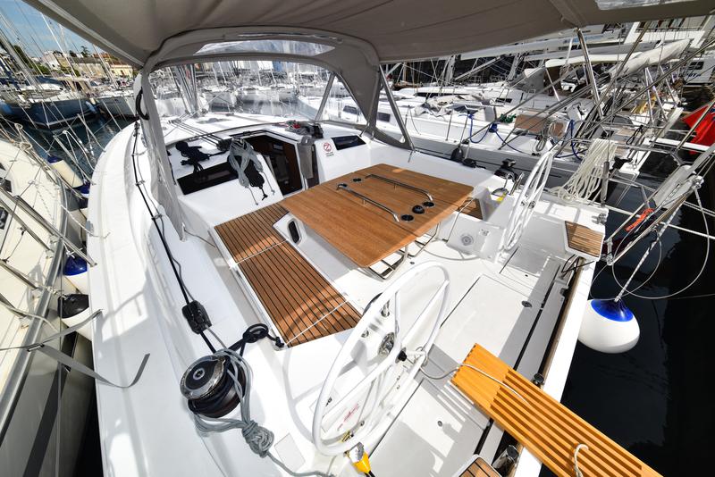 Book yachts online - sailboat - Oceanis 40.1 - EYLIN - rent