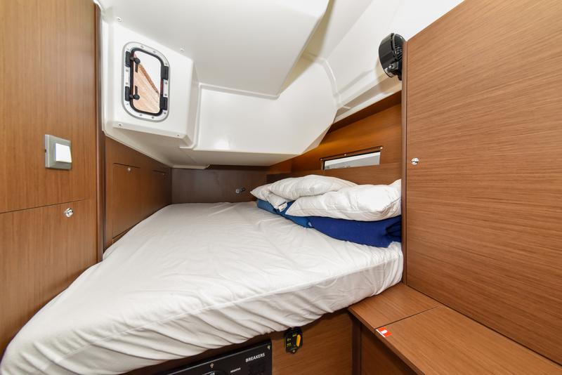 Book yachts online - sailboat - Oceanis 40.1 - EYLIN - rent