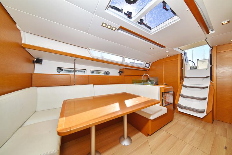 Book yachts online - sailboat - Sun Odyssey 449 - Canne Bleue - rent