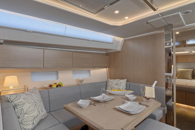 Book yachts online - sailboat - Bavaria C45 Style - Aria - rent