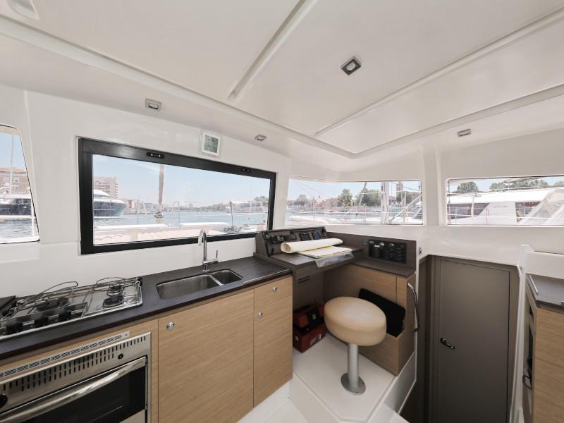 Book yachts online - catamaran - Bali 4.0.. - SO FAR SO GOOD - rent