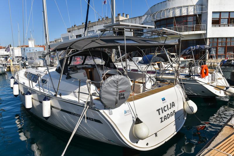 Book yachts online - sailboat - Bavaria Cruiser 46 - TICIJA - rent