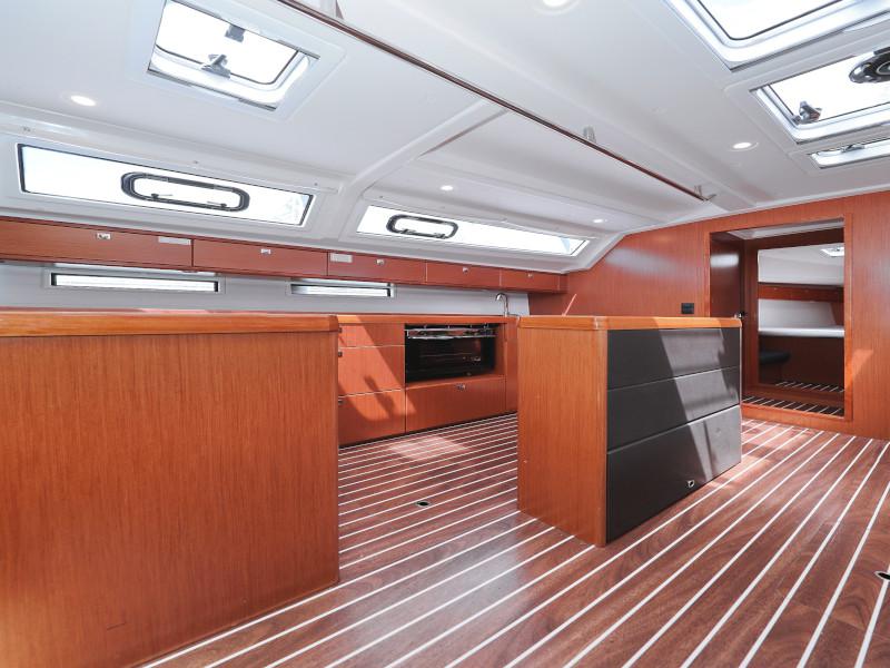 Book yachts online - sailboat - Bavaria Cruiser 46 - TICIJA - rent