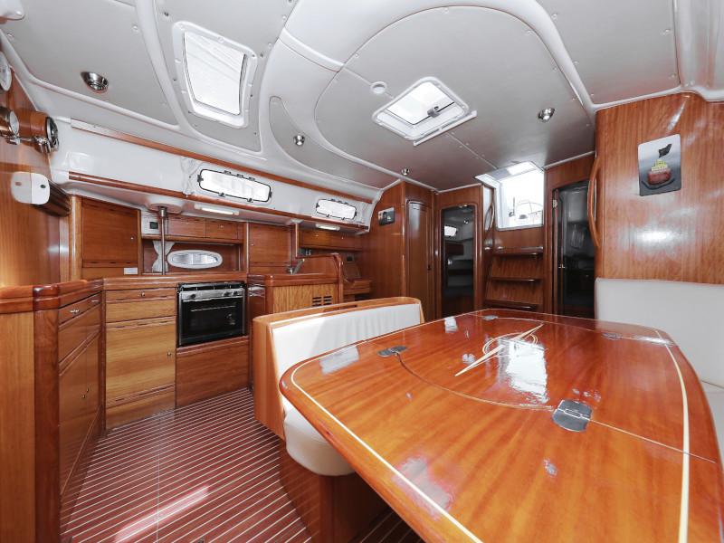 Book yachts online - sailboat - Bavaria 50 Cruiser - Fortunal - rent