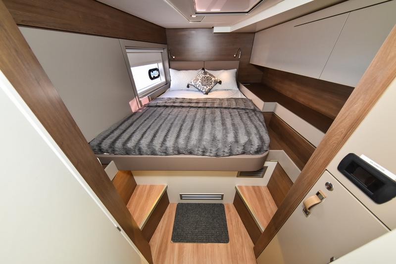 Book yachts online - catamaran - Bali 4.6 - JAKO 1 - rent