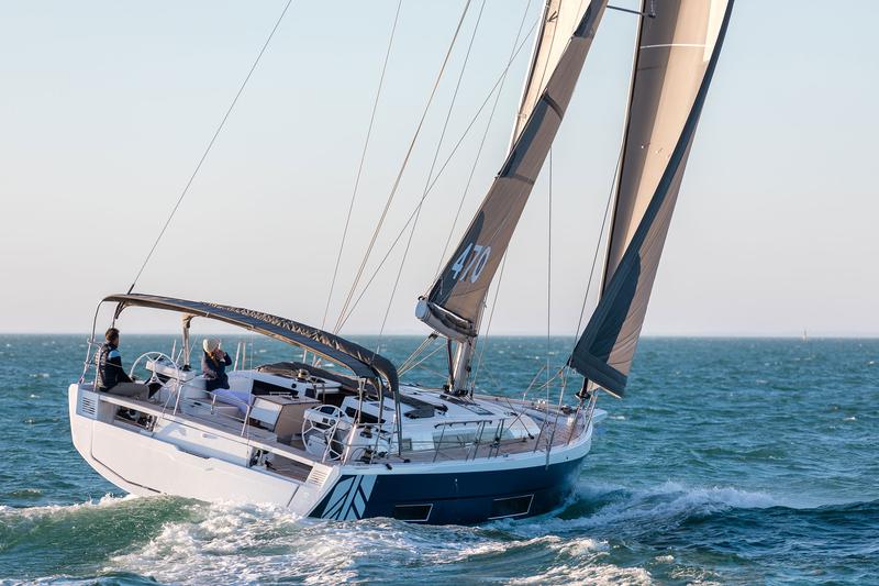Book yachts online - sailboat - Dufour 470 - La Familia - rent