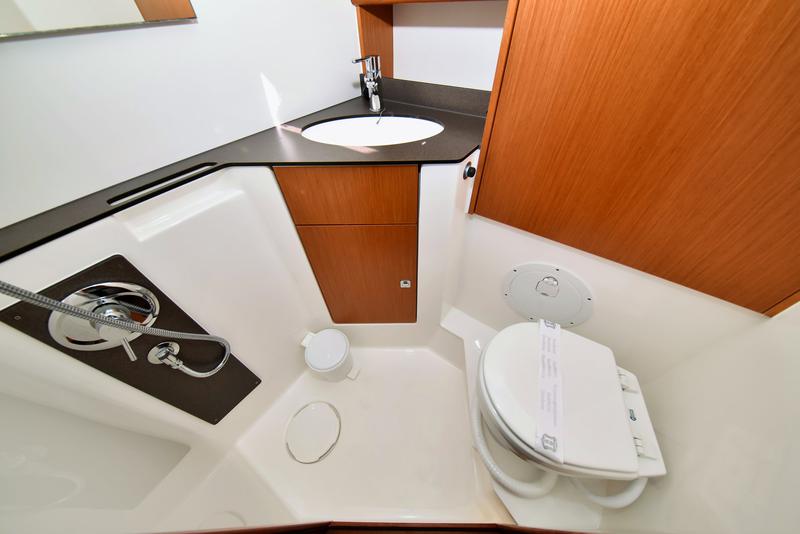 Book yachts online - sailboat - Bavaria Cruiser 46 - Baligot - rent