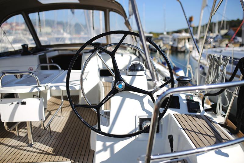 Book yachts online - sailboat - Sun Odyssey 519 - Bora - rent