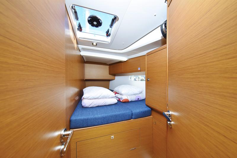 Book yachts online - sailboat - Sun Odyssey 519 - Bora - rent