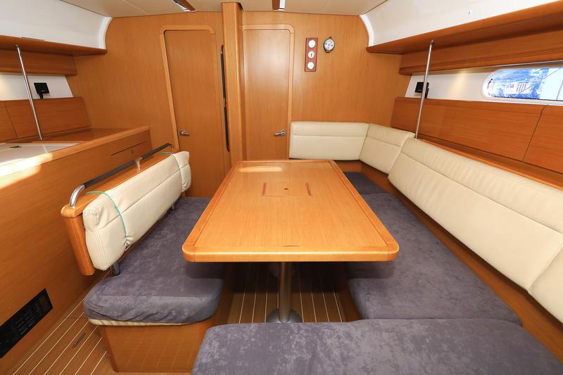 Book yachts online - sailboat - Sun Odyssey 44 i - Sveamare - rent