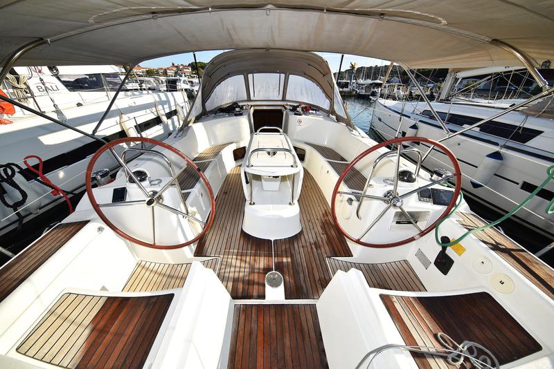 Book yachts online - sailboat - Sun Odyssey 44 i - Sveamare - rent
