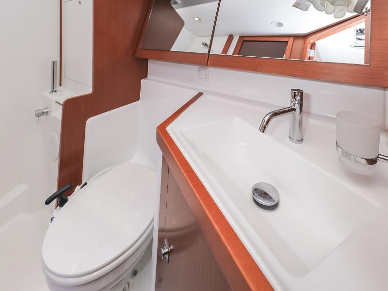 Book yachts online - sailboat - Oceanis 45 - Lighea - rent
