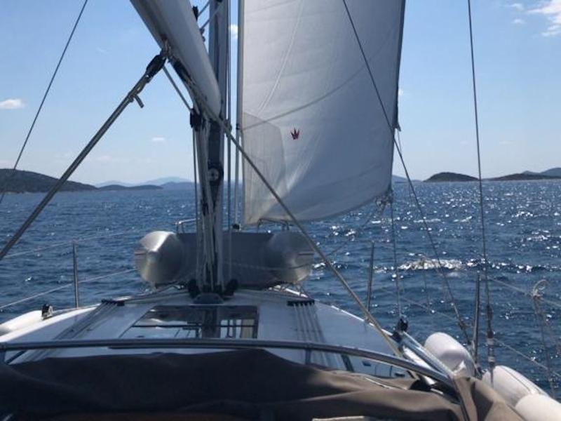 Book yachts online - sailboat - Bavaria Cruiser 37 - GOSPOJA  - rent