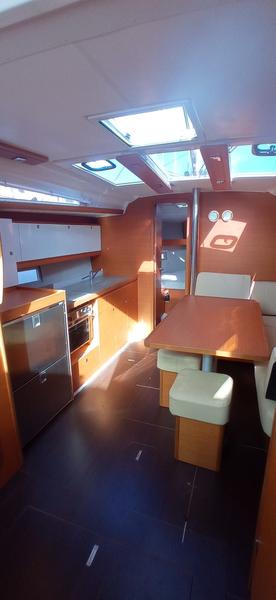 Book yachts online - sailboat - Dufour 390 Grand Large - Tiche - rent