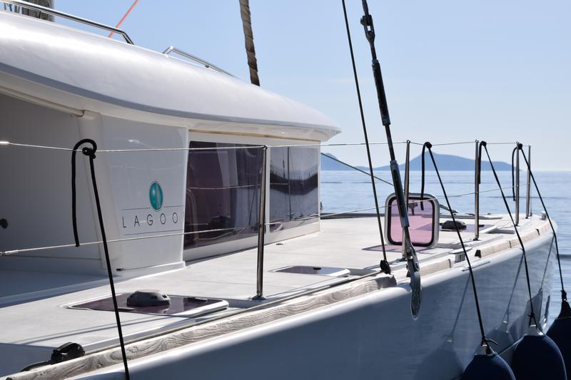 Book yachts online - catamaran - Lagoon 400 - Tramontana - rent