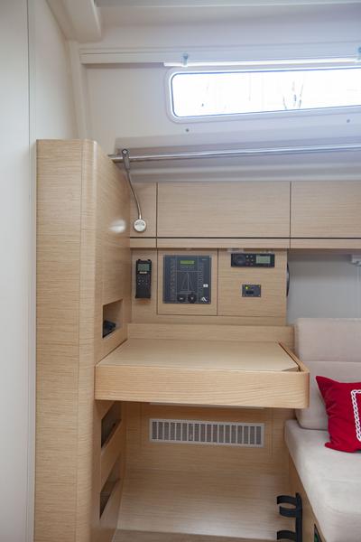Book yachts online - sailboat - Hanse 388 - Atlas - rent
