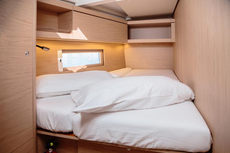 Book yachts online - sailboat - Oceanis 46.1 - Nemesi - Comfort line - rent