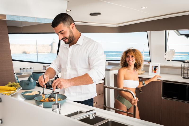 Book yachts online - catamaran - Bali 4.6* - Roma - Premium Crewed line - rent