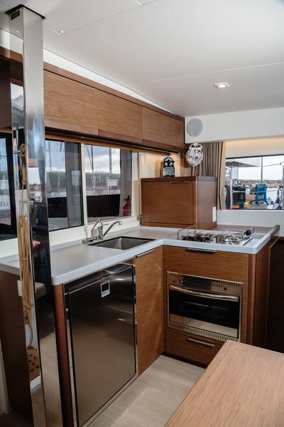 Book yachts online - catamaran - Lagoon 40 - Nereo - Standard line - rent