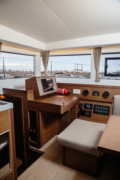 Book yachts online - catamaran - Lagoon 40 - Nereo - Standard line - rent