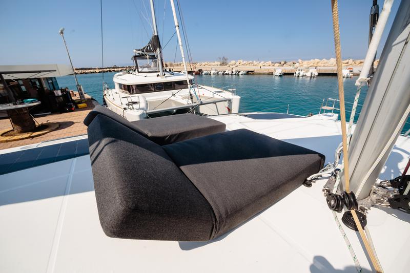 Book yachts online - catamaran - Lagoon 40 - Nereo - Standard line - rent